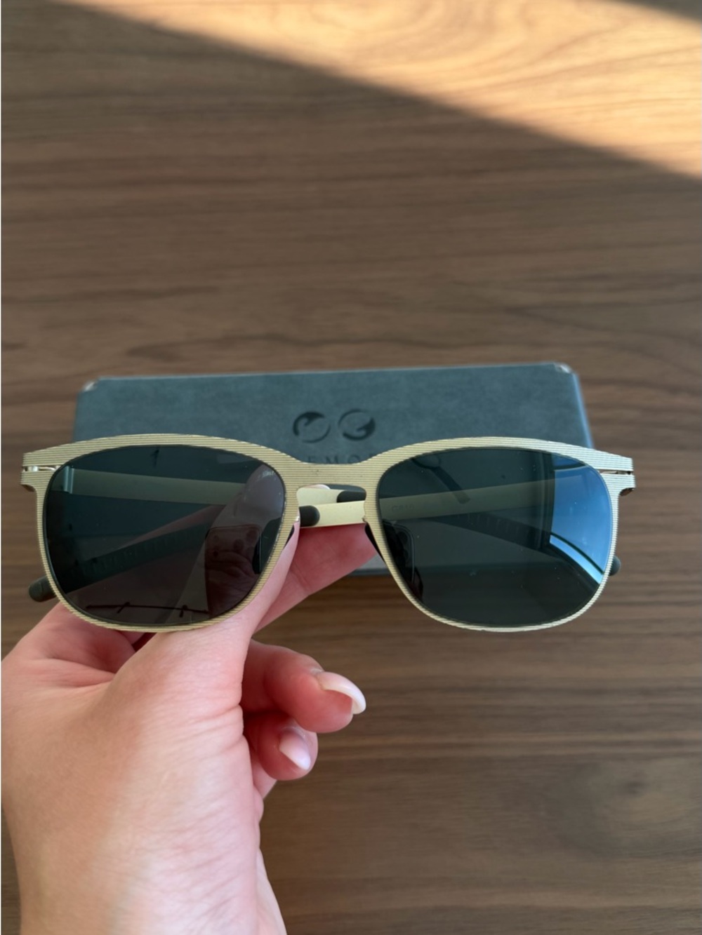 Matte gold with dark Olive Green Lenses